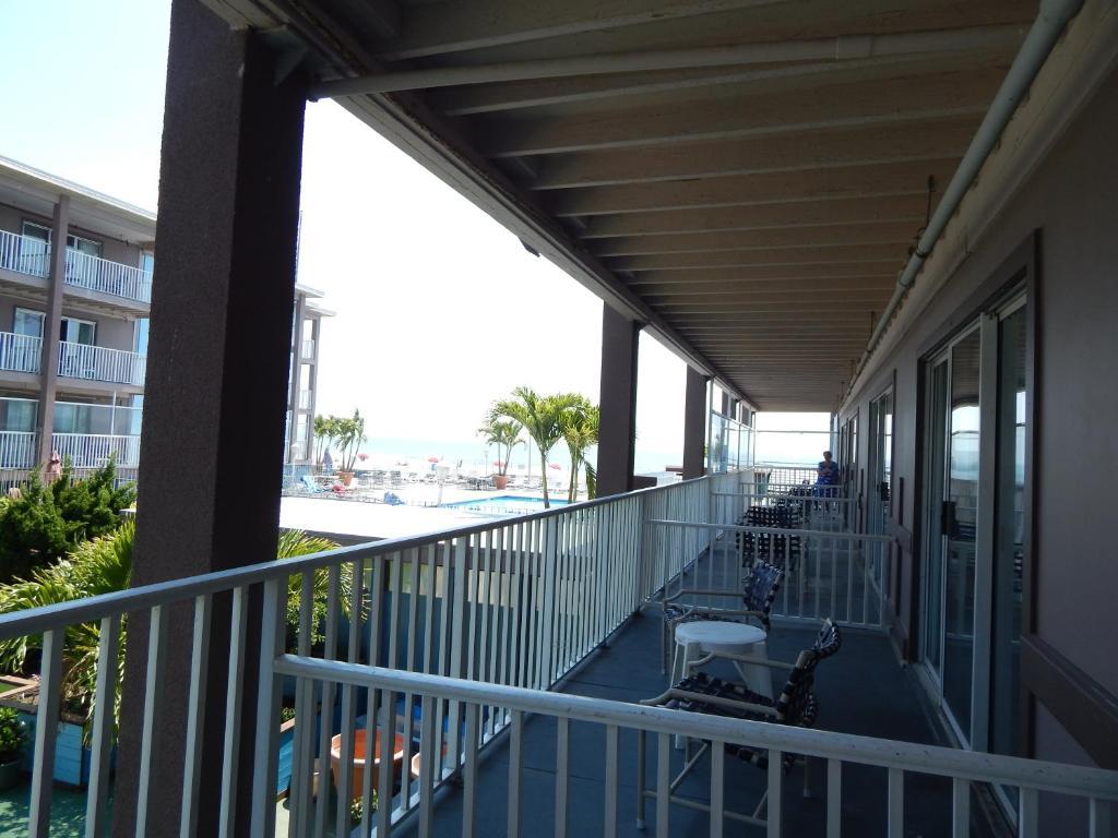 Flagship Oceanfront Hotel Ocean City Exterior photo